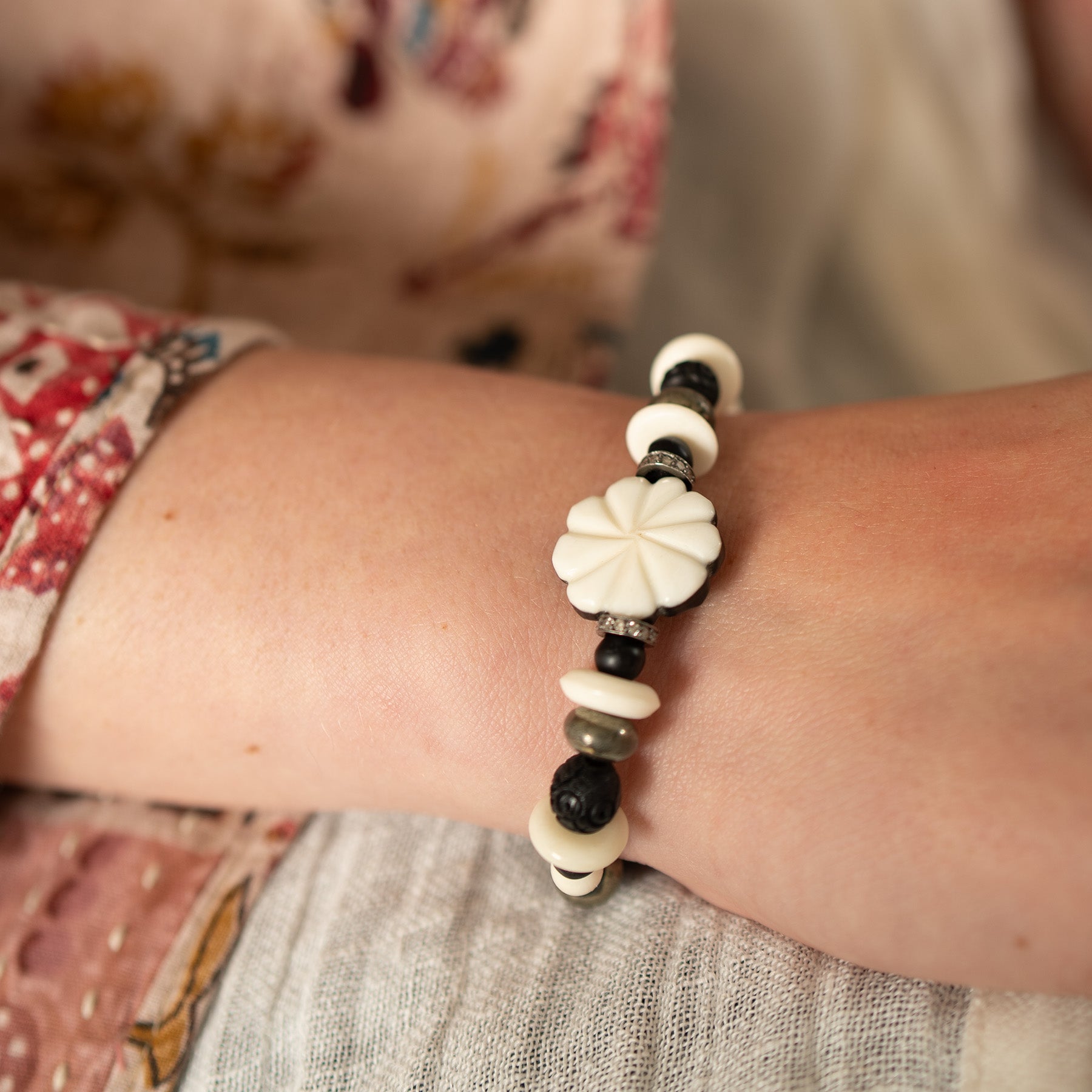 Reversible Flower Bracelet