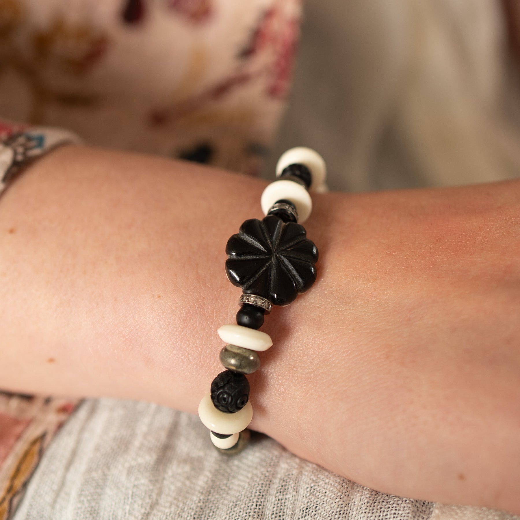 Reversible Flower Bracelet