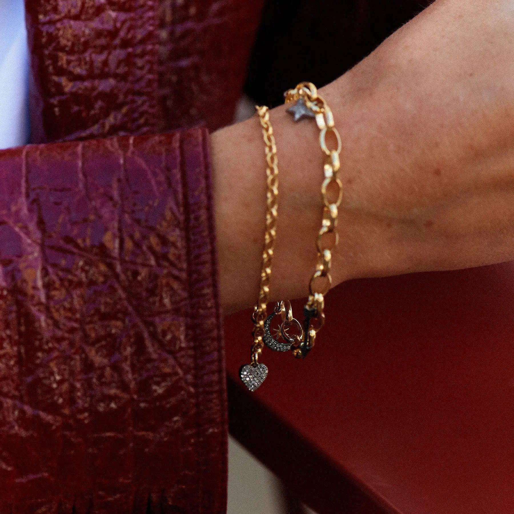 Diamond Double-Sided Heart Bracelet